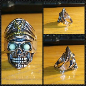 Glow In The Dark Skull Ring