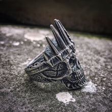 Load image into Gallery viewer, Nobility King Crown Skull Ring
