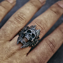 Load image into Gallery viewer, Gods of War Ares Skull Ring
