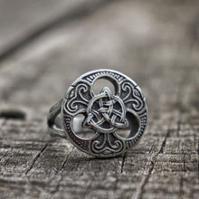 Load image into Gallery viewer, Celtics Trinity Knot Ring
