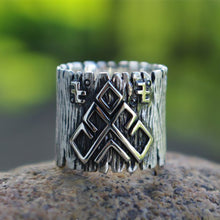 Load image into Gallery viewer, Rozhanitsa Rune Steel Ring
