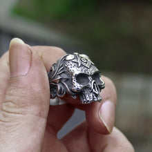 Load image into Gallery viewer, Vintage Masons Skull Ring
