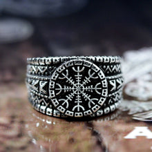 Load image into Gallery viewer, Odin Helm of Awe Norse Ring
