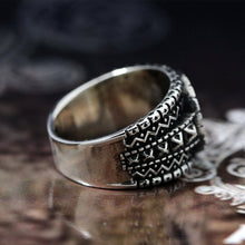 Load image into Gallery viewer, Odin Helm of Awe Norse Ring
