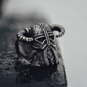 Nordic Style Horn Helmet Ring